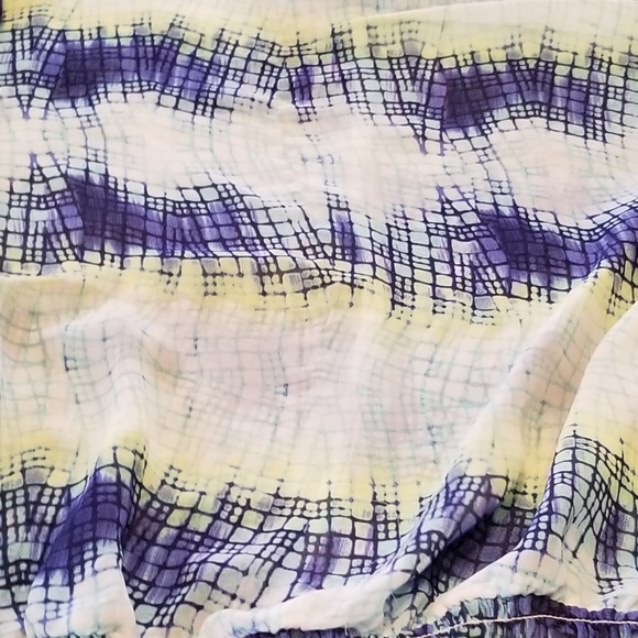 By & By sheer butterfly style shirt - Picture 6 of 8